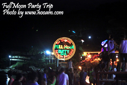 พาชมบรรยากาศงาน Full Moon Party เสน่ห์ที่ไม่อาจลืม บนหาดริ้น เกาะพะงัน จังหวัดสุราษฎร์ธานี